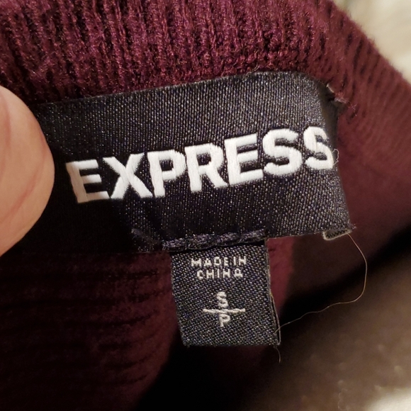 Express Purple Pullover Sweater Small - Picture 8 of 8